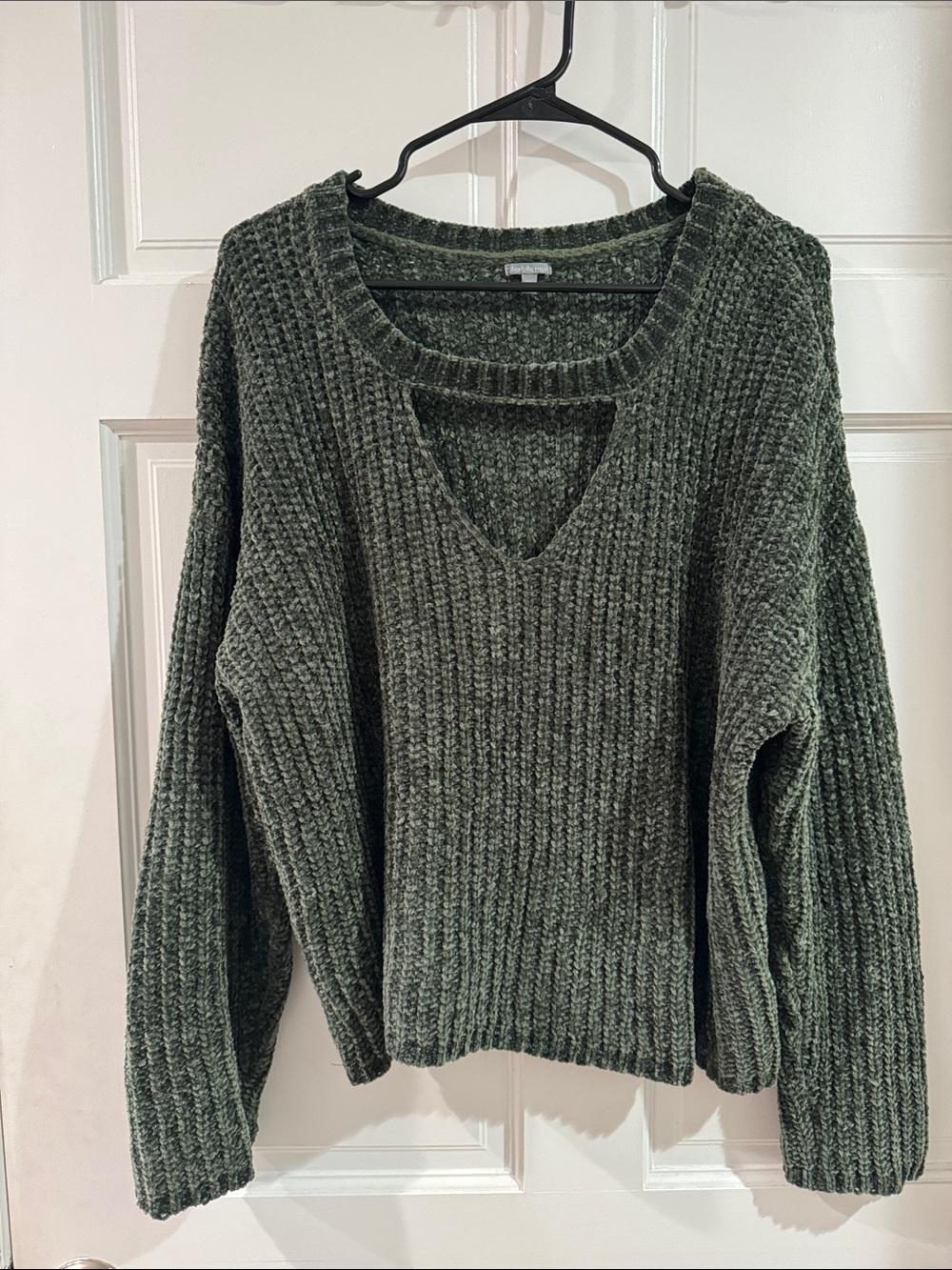 Charlotte Russe Olive Green V-Neck Ribbed Sweater